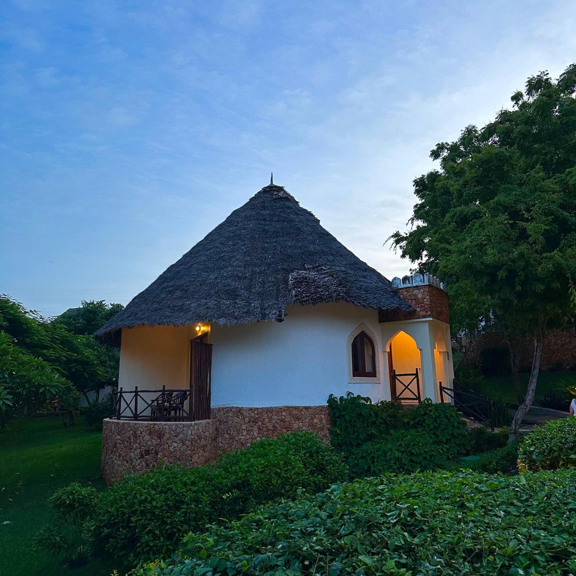 Sultan Sands Island Resort & Spa Kiwengwa  Esterno foto